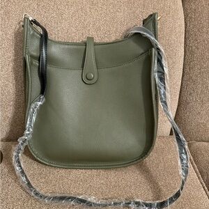 Ah Dorned Olive Green Leather Shoulder Bag